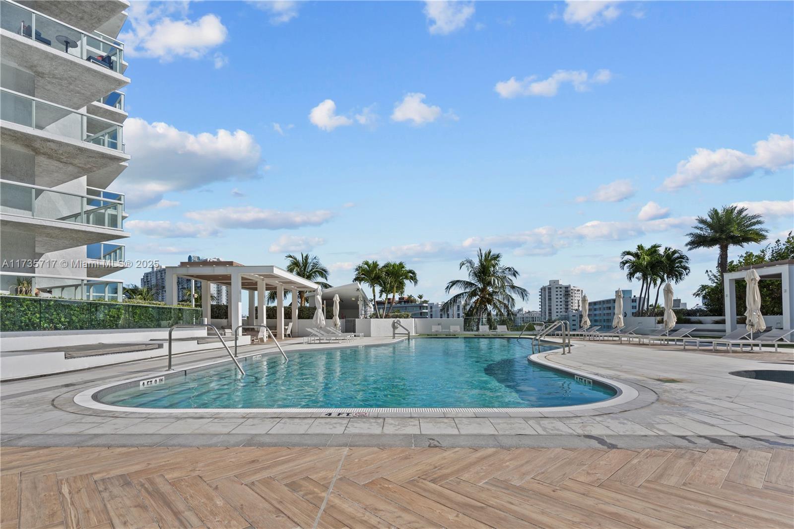 THE GRAND VENETIAN CONDO - Residential