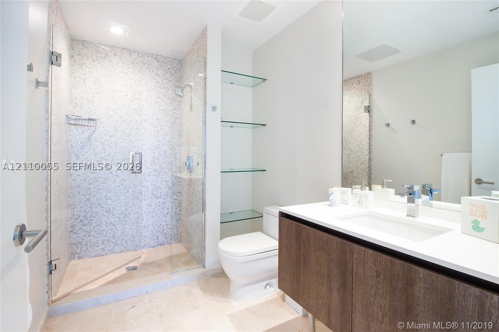 88 SW 7th St 3202
