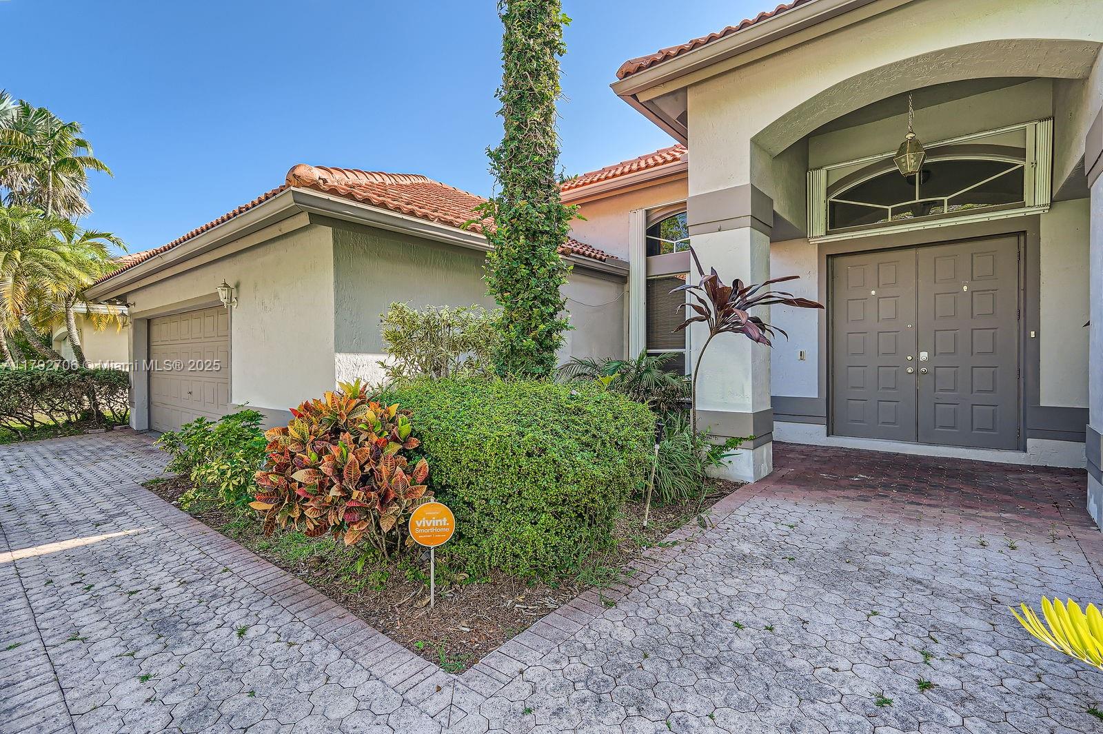 1081 SW 156th Ave