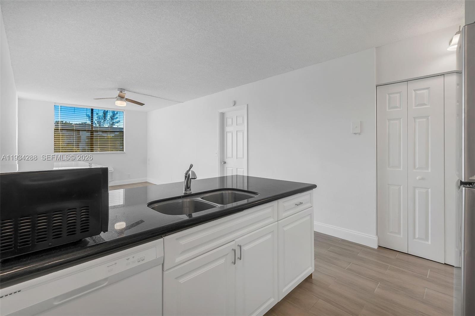 CORAL SPRINGS TOWER CLUB - Residential