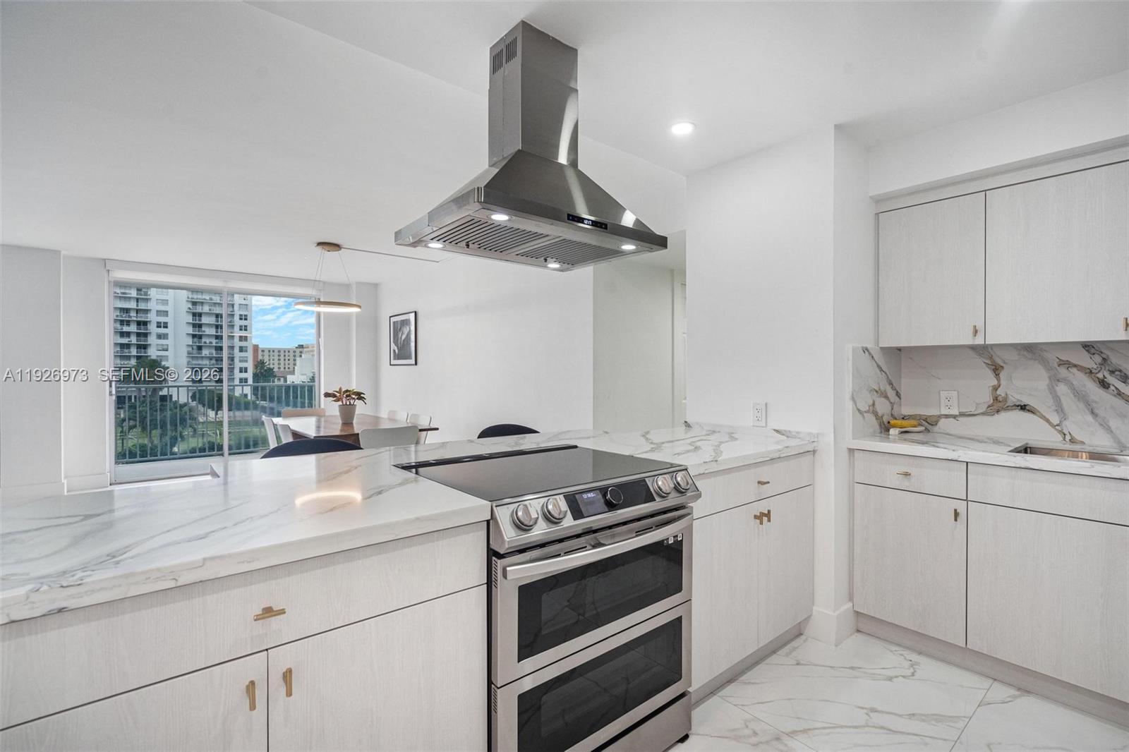 ADMIRALS PORT CONDO WEST - Residential