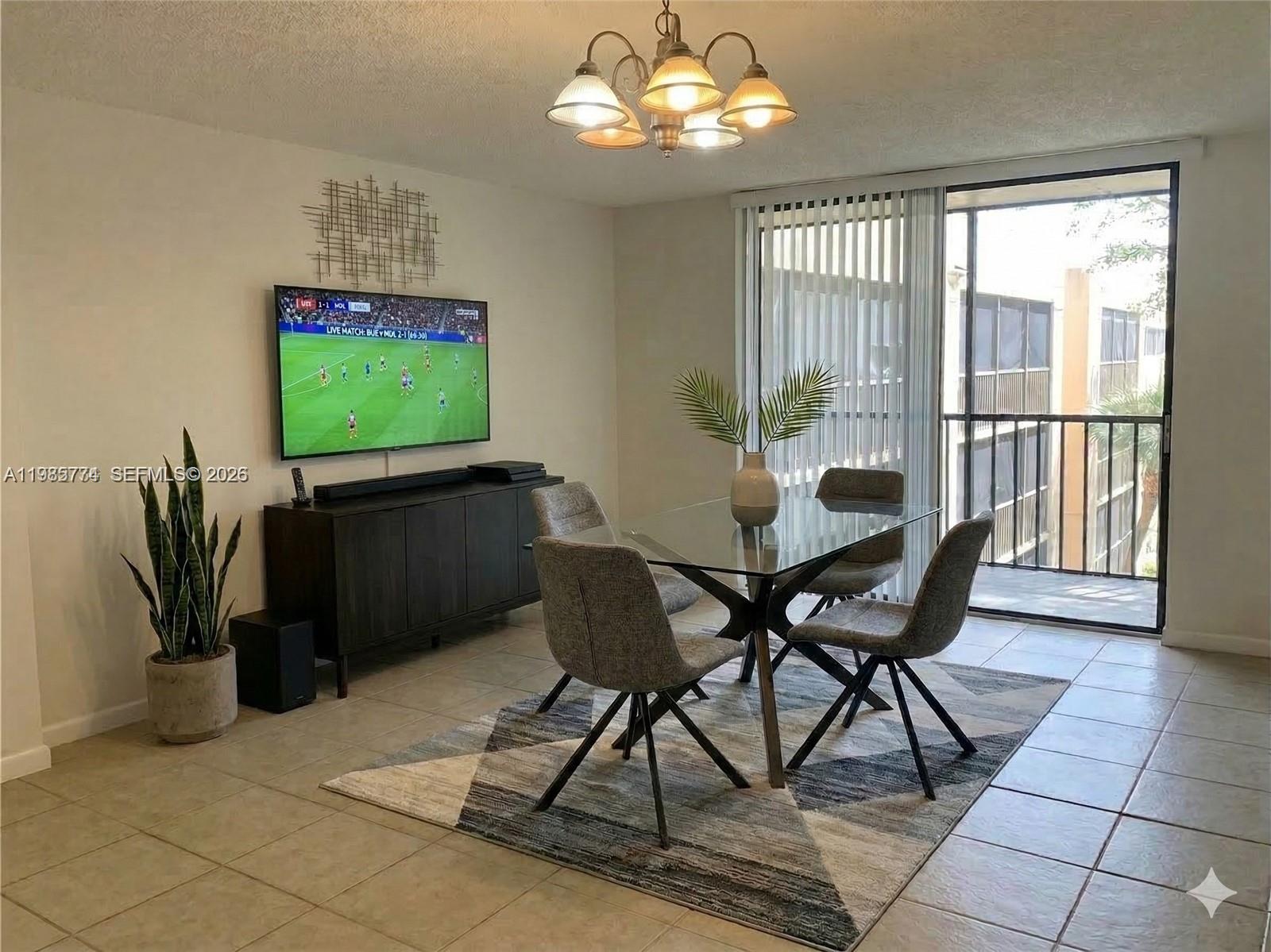 HORIZONS WEST CONDO #2 - Residential