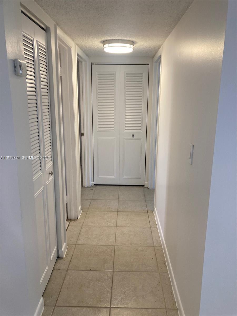 HORIZONS WEST CONDO #2 - Residential