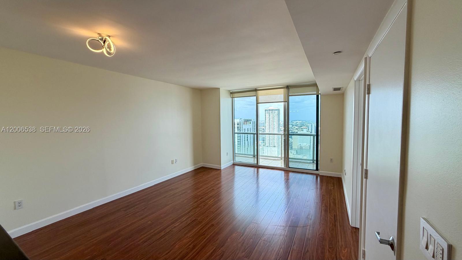 50 Biscayne Blvd 4507