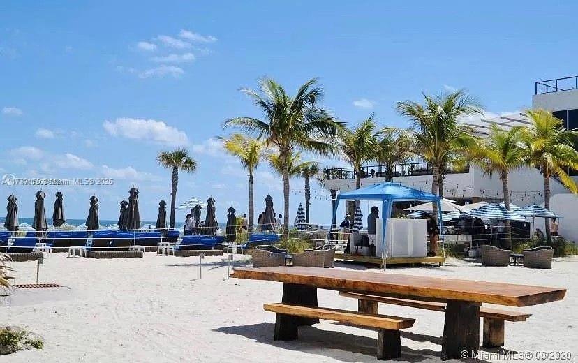 SIAN OCEAN RESIDENCES CON - Residential Lease