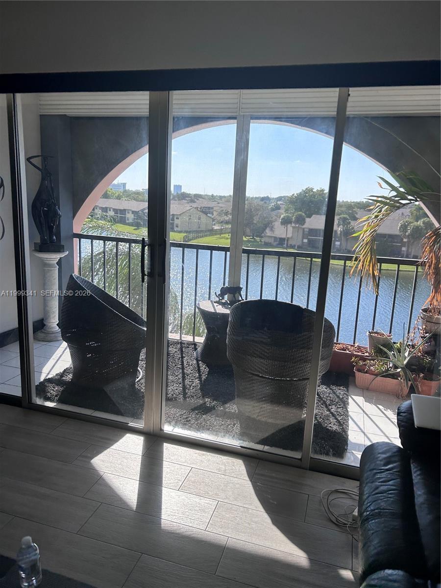 SUNRISE ISLAND CONDOMINIU - Residential