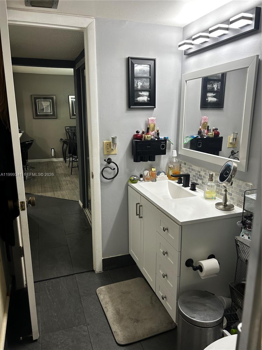 SUNRISE ISLAND CONDOMINIU - Residential