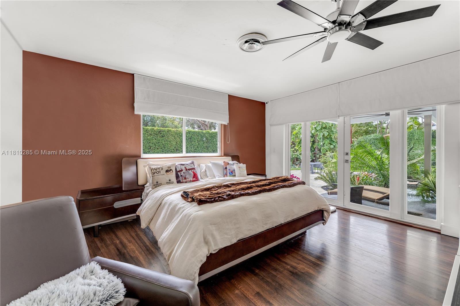 BAY HEIGHTS - Residential