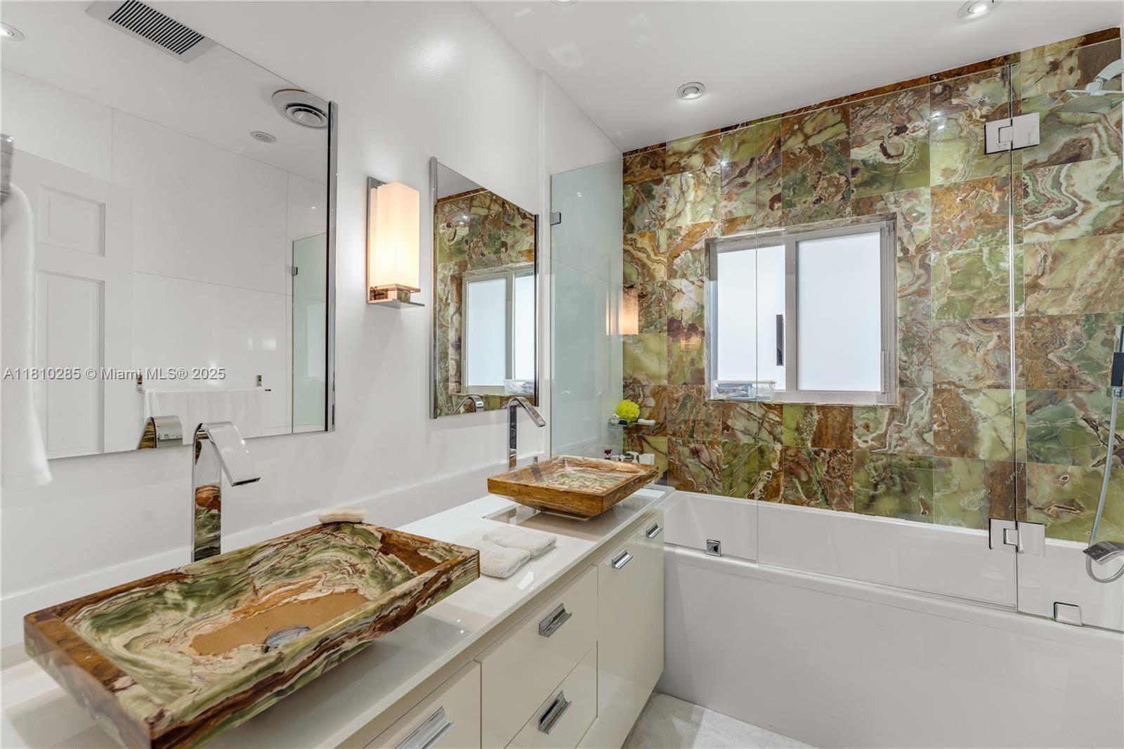 BAY HEIGHTS - Residential