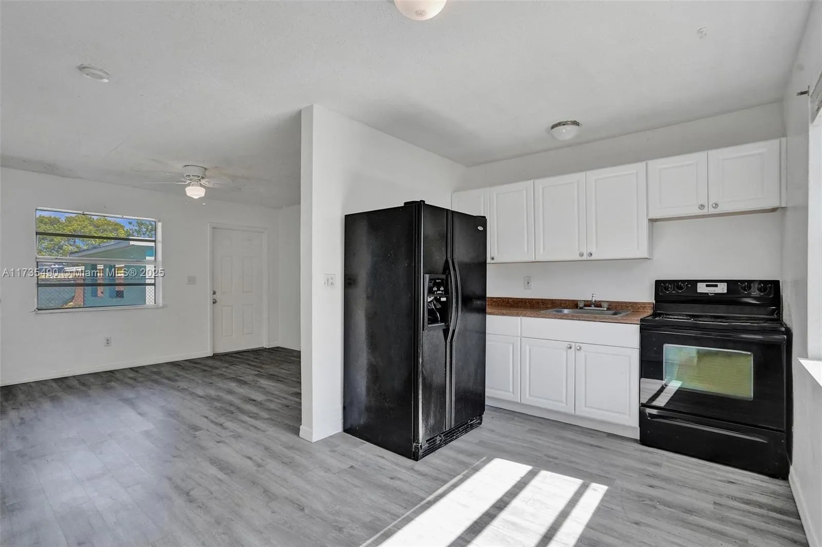 Fort Lauderdale, Florida 33304, United States, ,Residential,Pending,10457