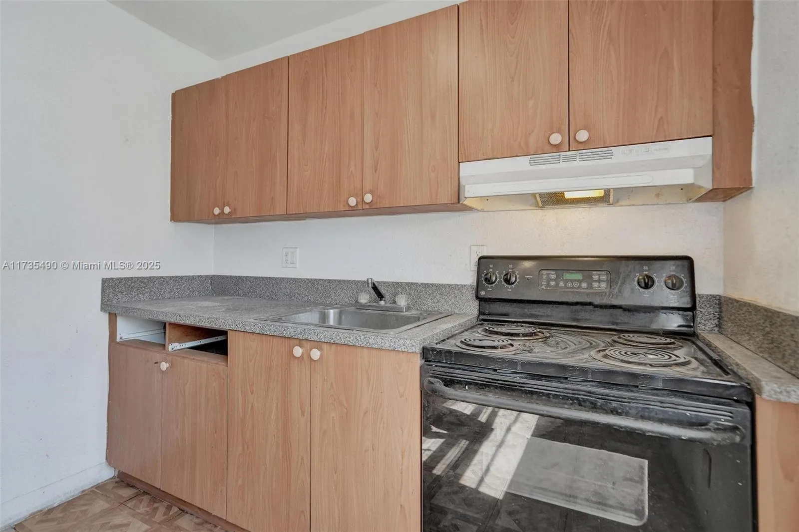 Fort Lauderdale, Florida 33304, United States, ,Residential,Pending,10457