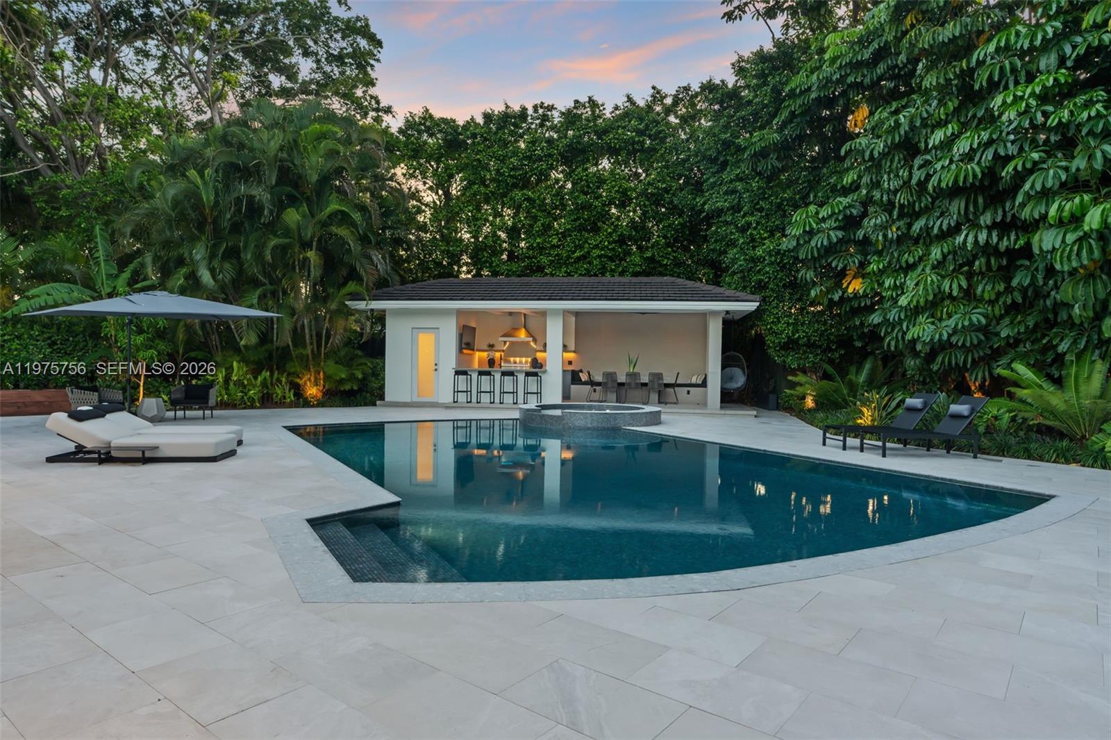 BAY POINT - Residential Lease