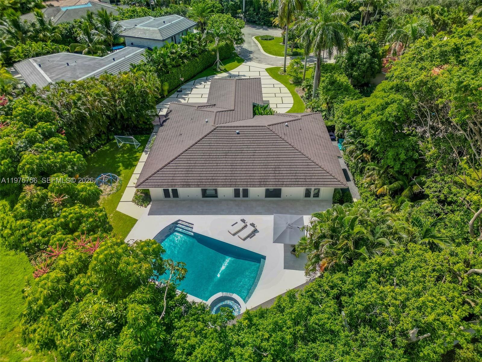 BAY POINT - Residential Lease