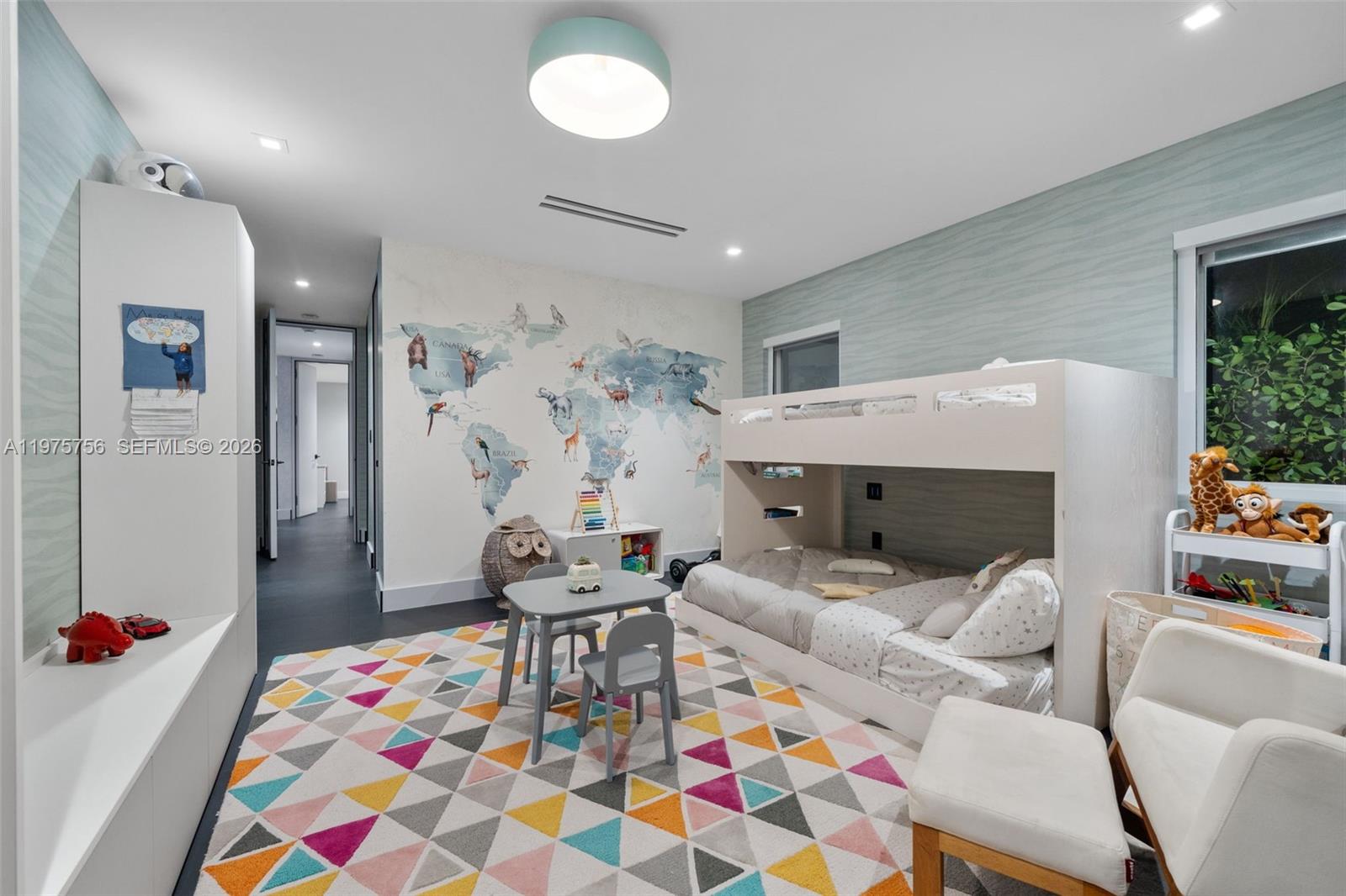 BAY POINT - Residential Lease