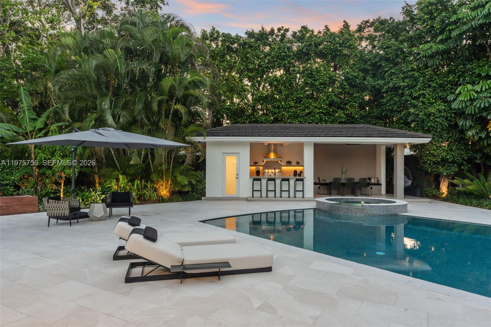 BAY POINT - Residential Lease