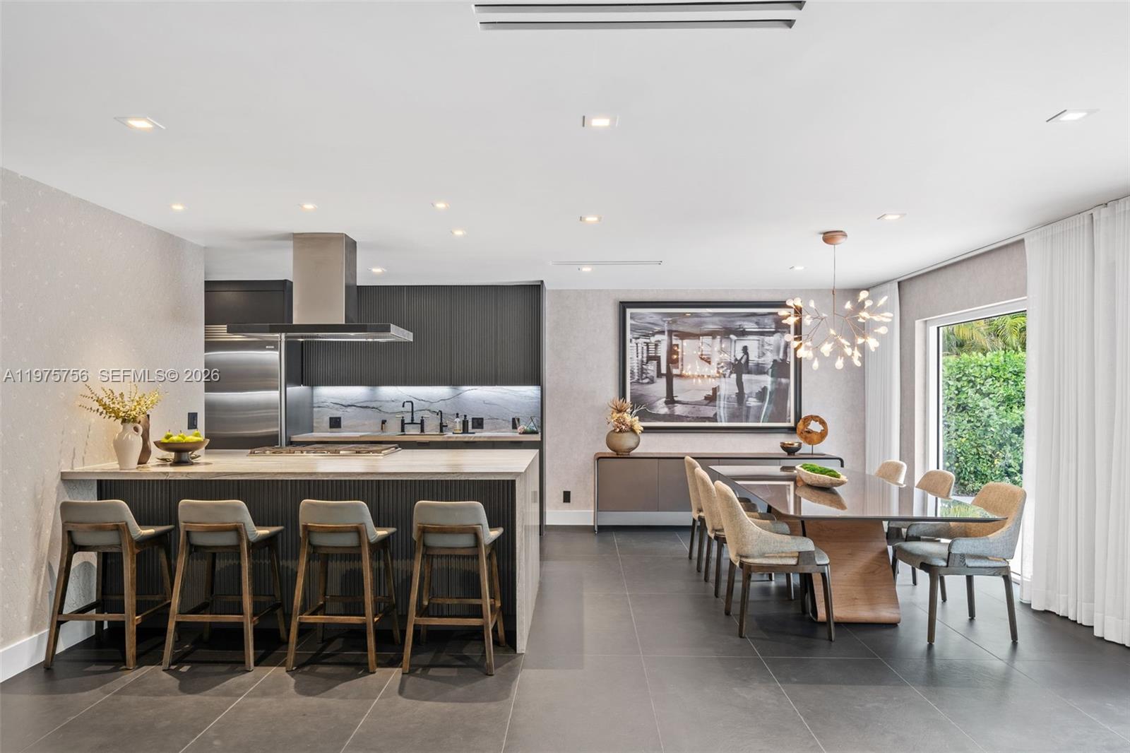 BAY POINT - Residential Lease