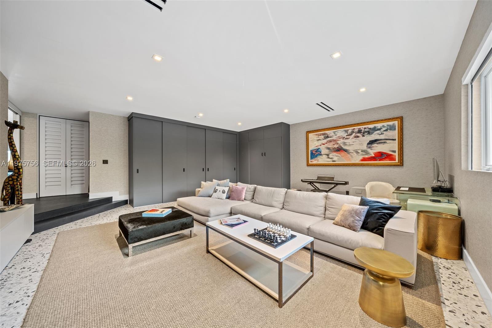 BAY POINT - Residential Lease