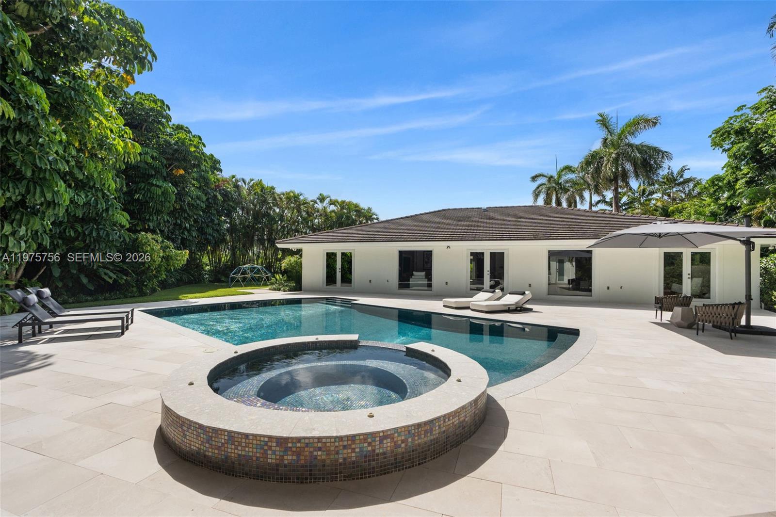 BAY POINT - Residential Lease