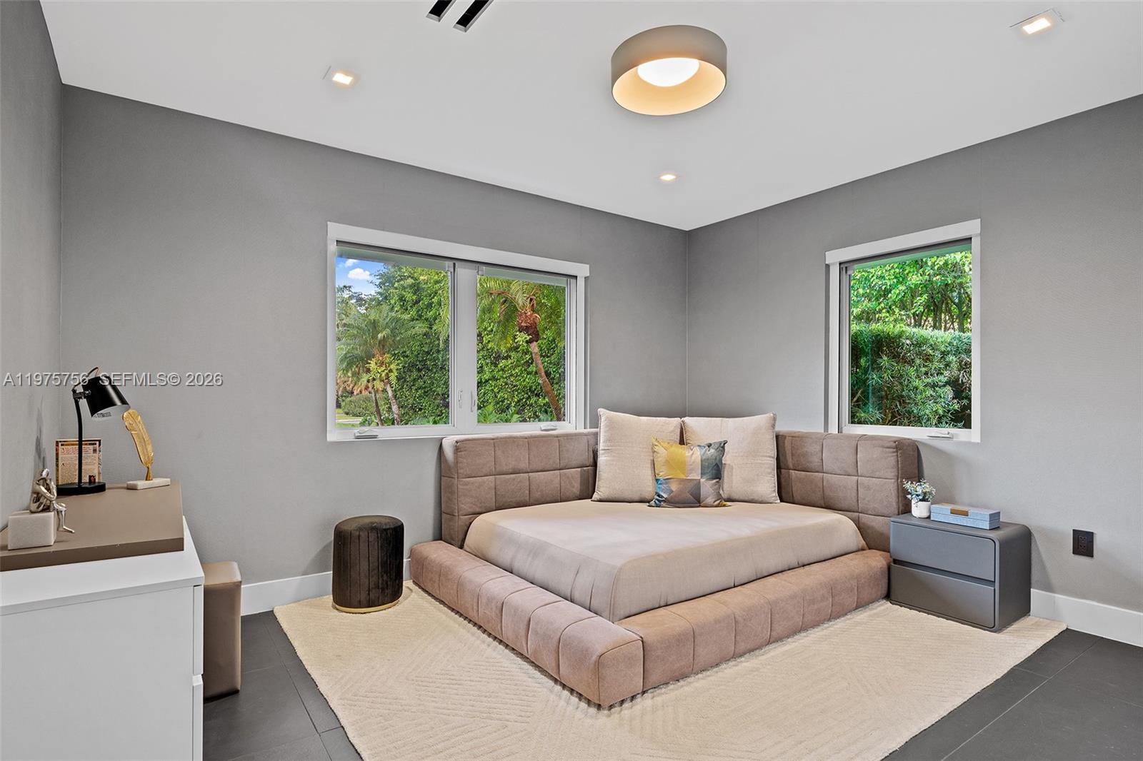 BAY POINT - Residential Lease