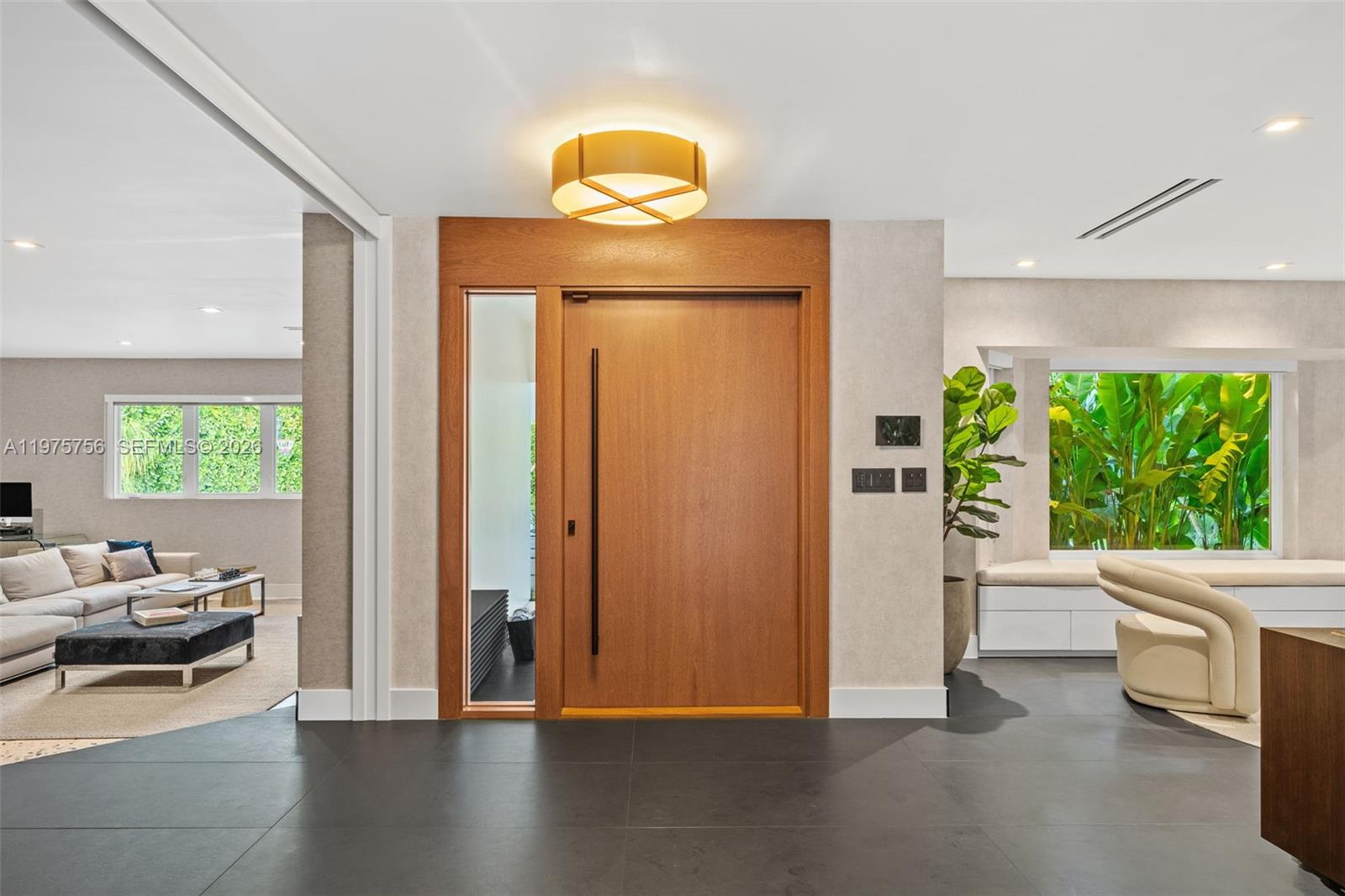 BAY POINT - Residential Lease