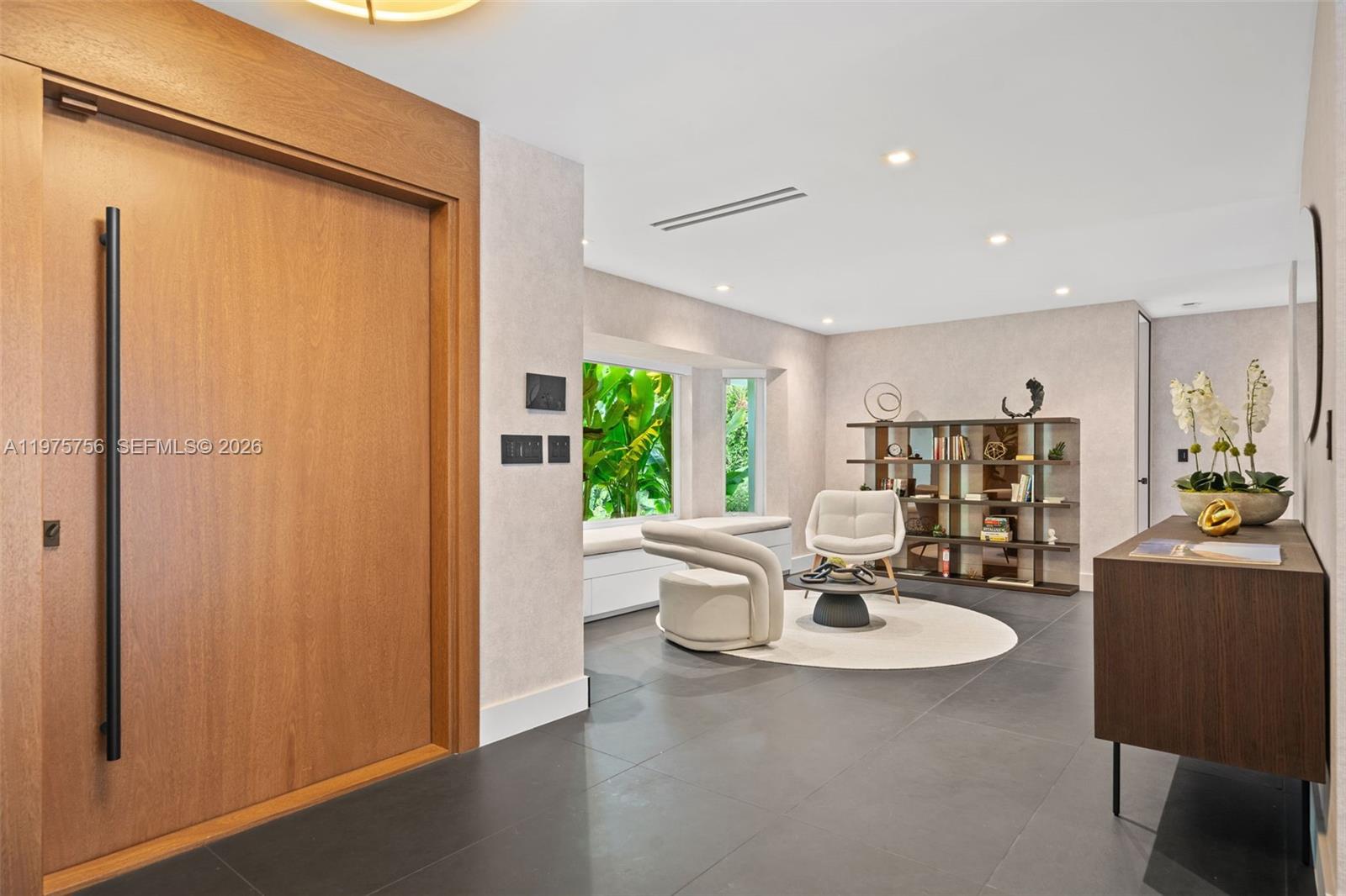 BAY POINT - Residential Lease