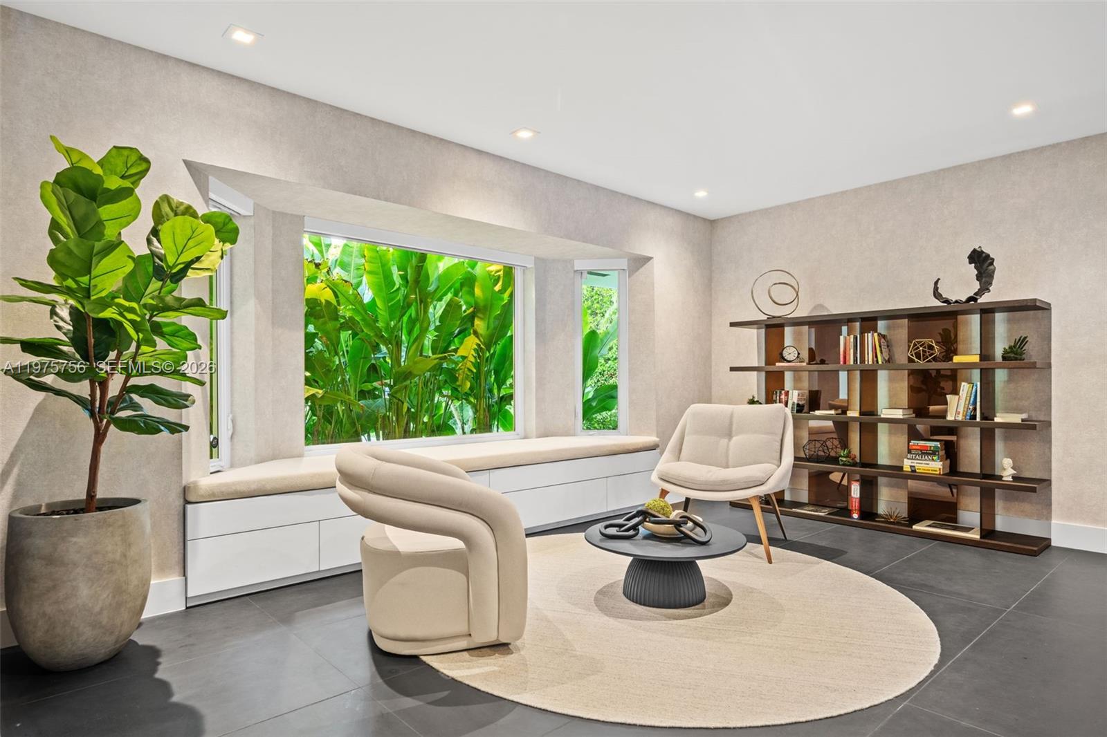 BAY POINT - Residential Lease