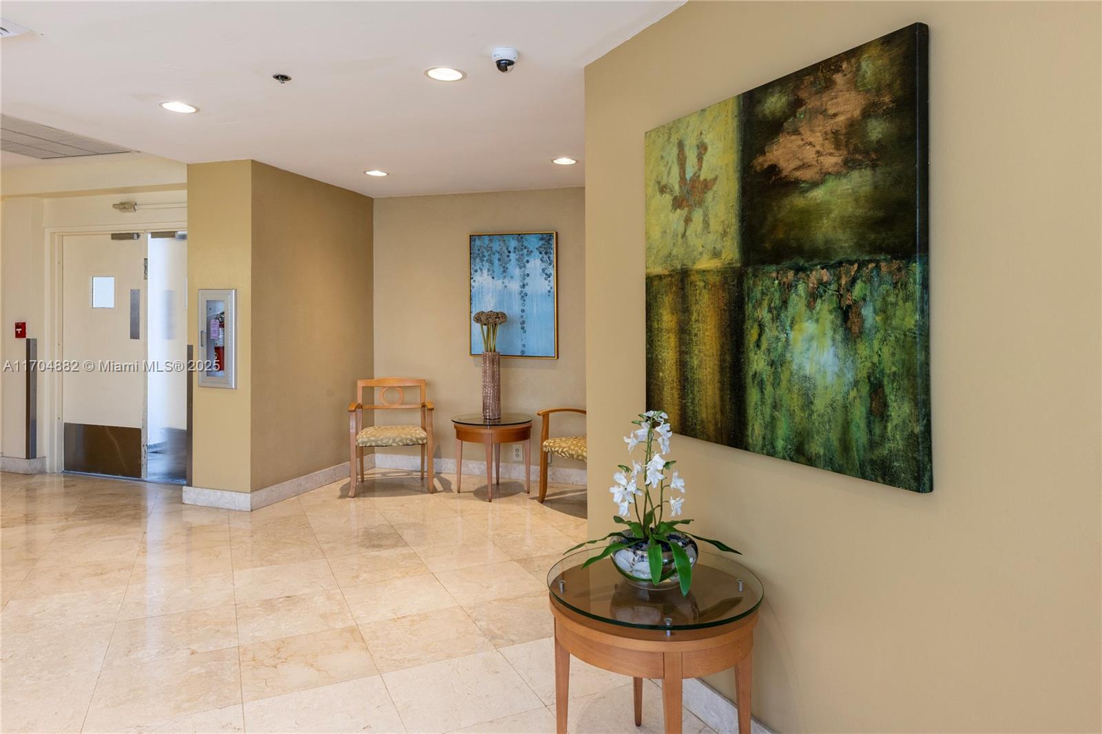 THE STERLING CONDO - Residential