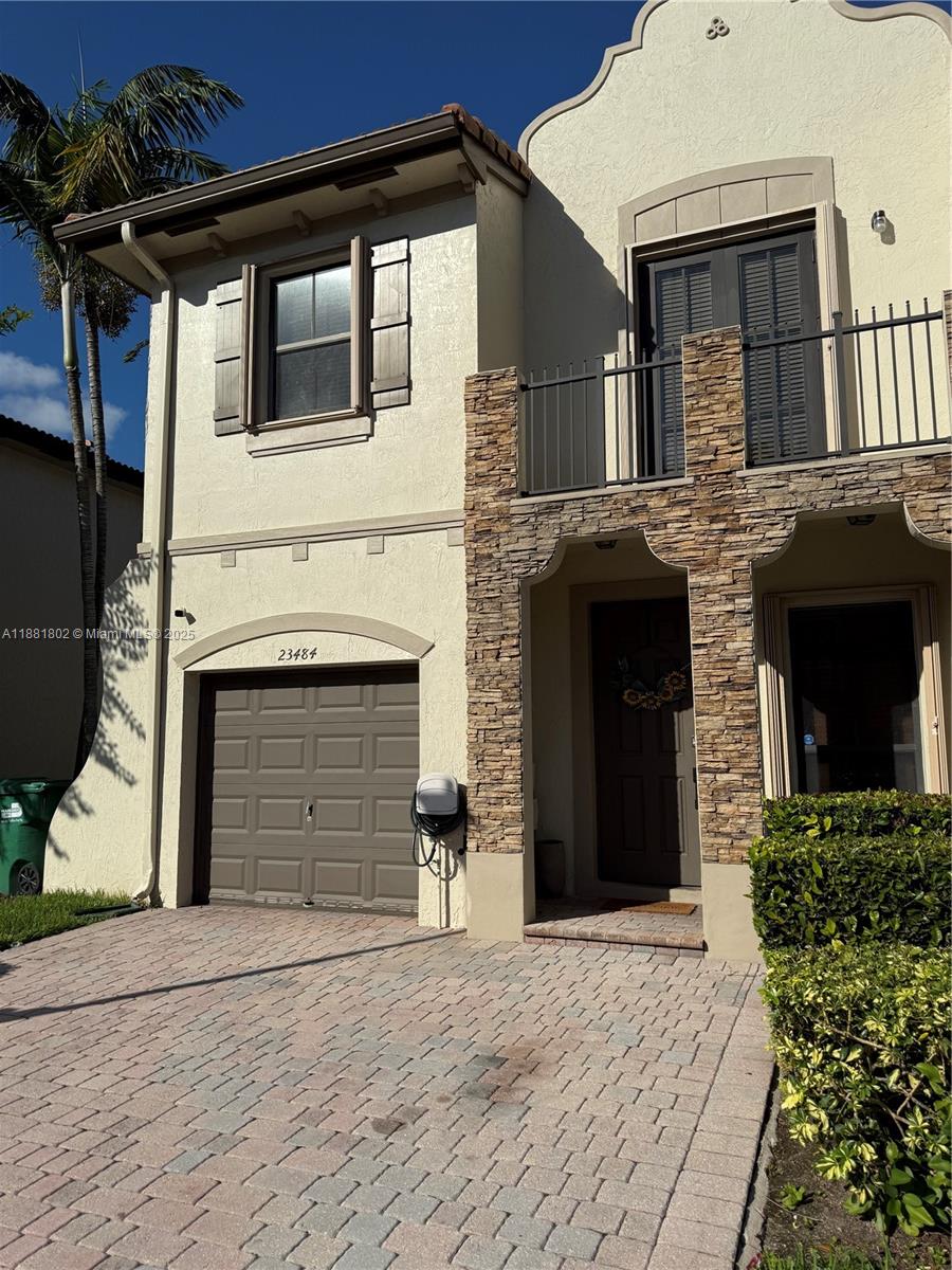 SILVER PALM EAST SEC THRE - Residential