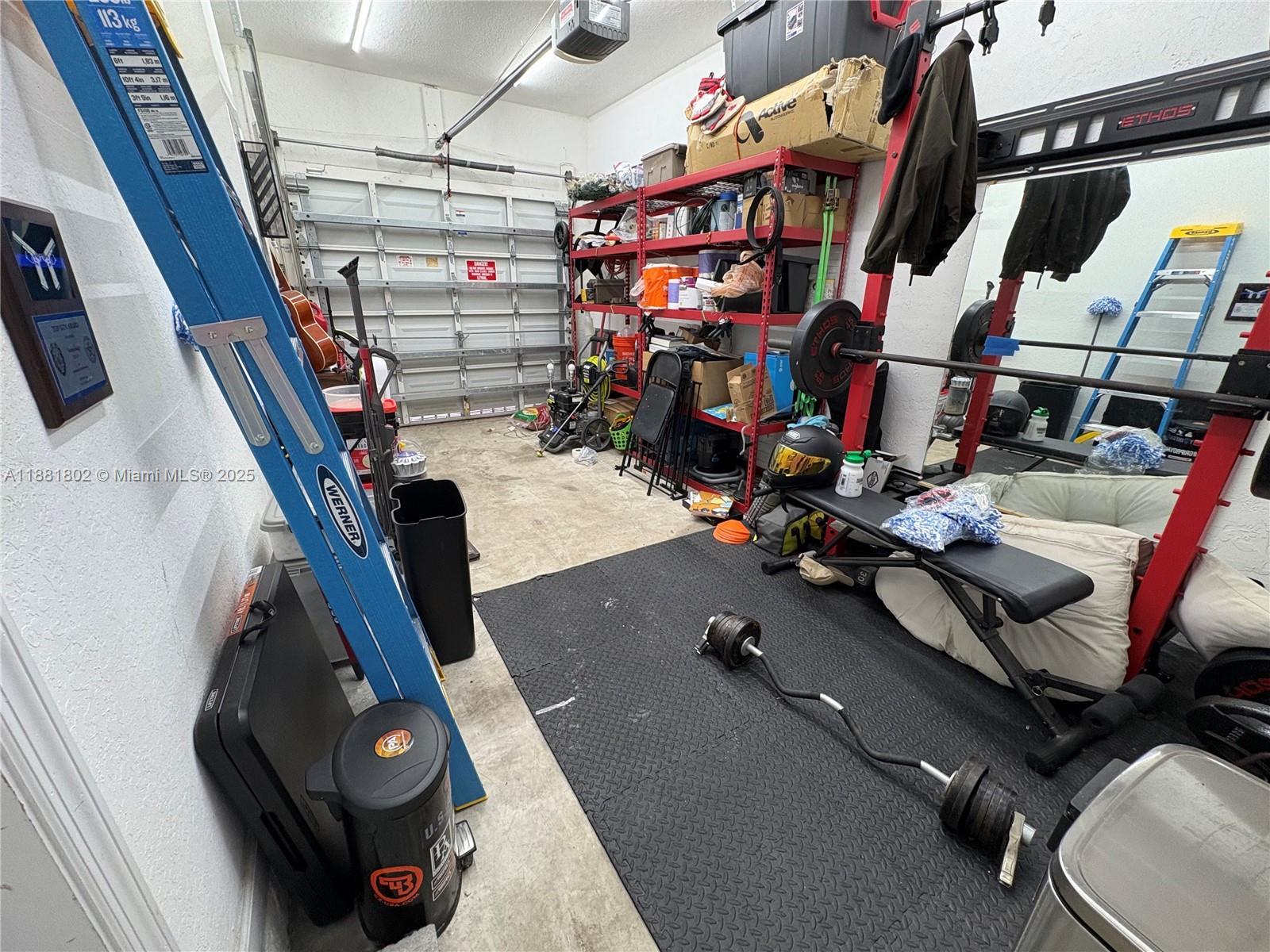 SILVER PALM EAST SEC THRE - Residential