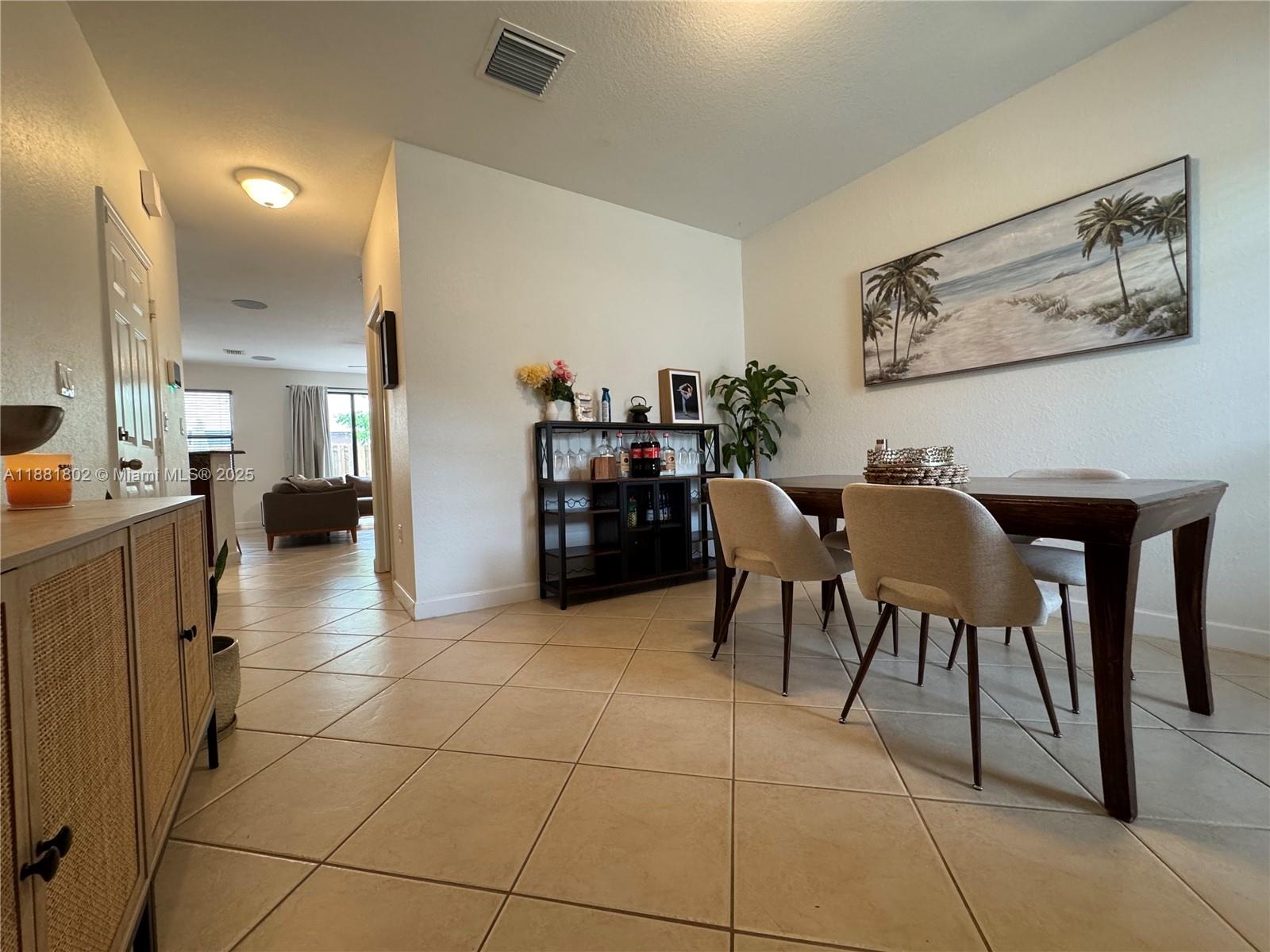 SILVER PALM EAST SEC THRE - Residential