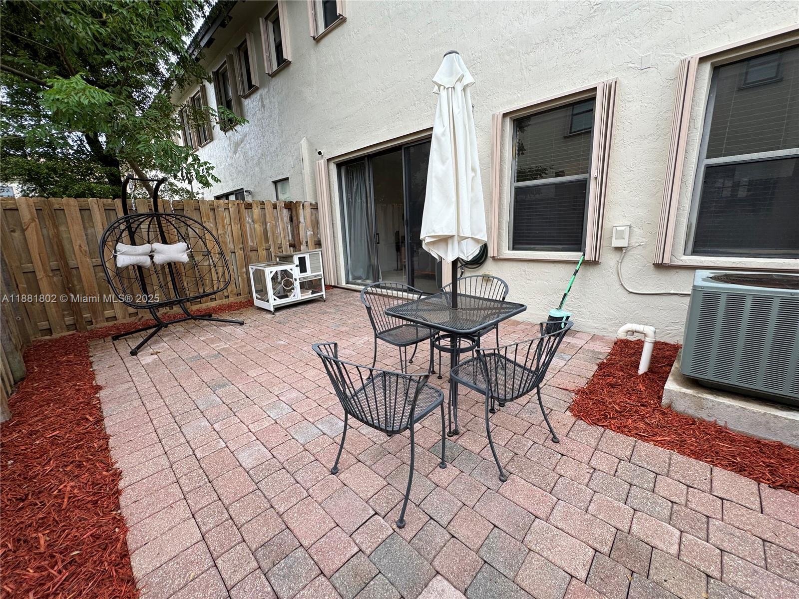 SILVER PALM EAST SEC THRE - Residential