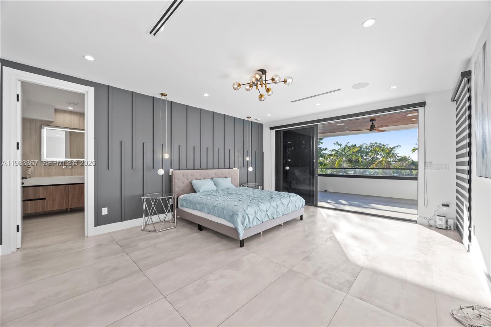 LAUDERDALE BEACH - Residential