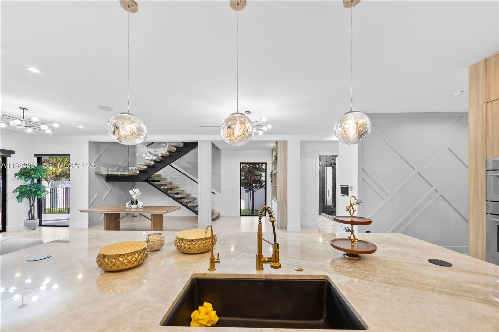 LAUDERDALE BEACH - Residential