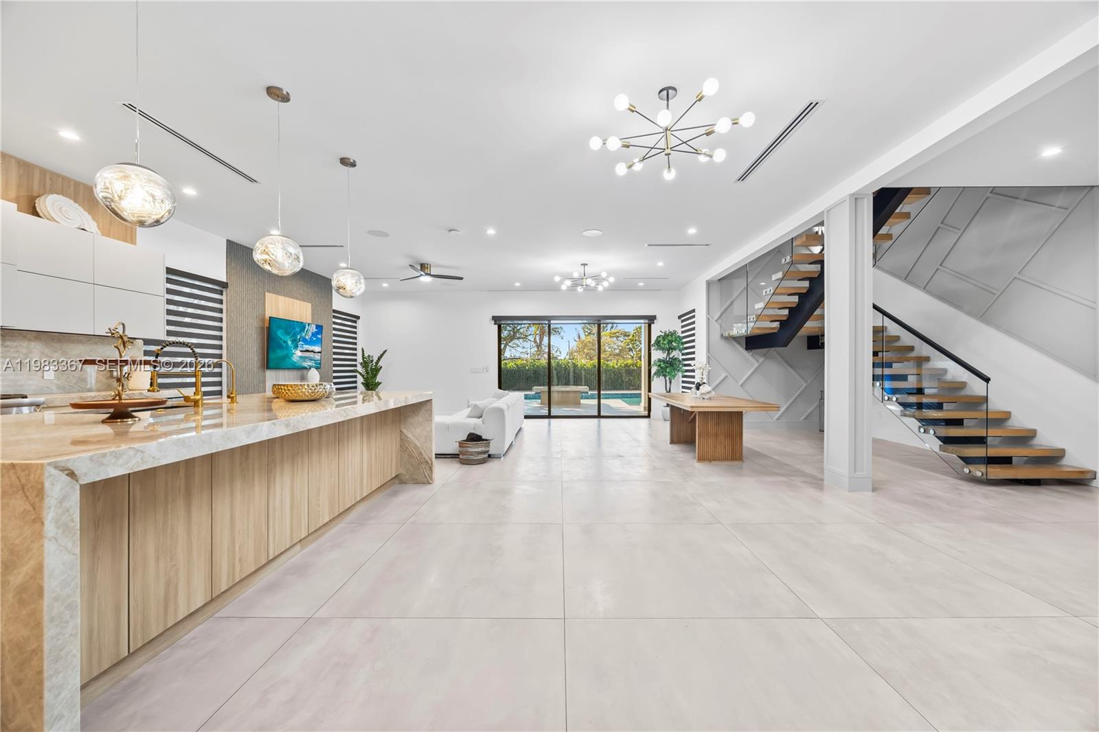 LAUDERDALE BEACH - Residential