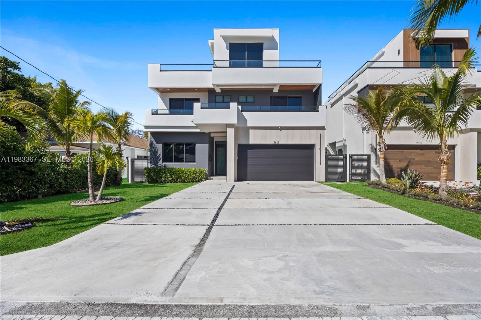 LAUDERDALE BEACH - Residential