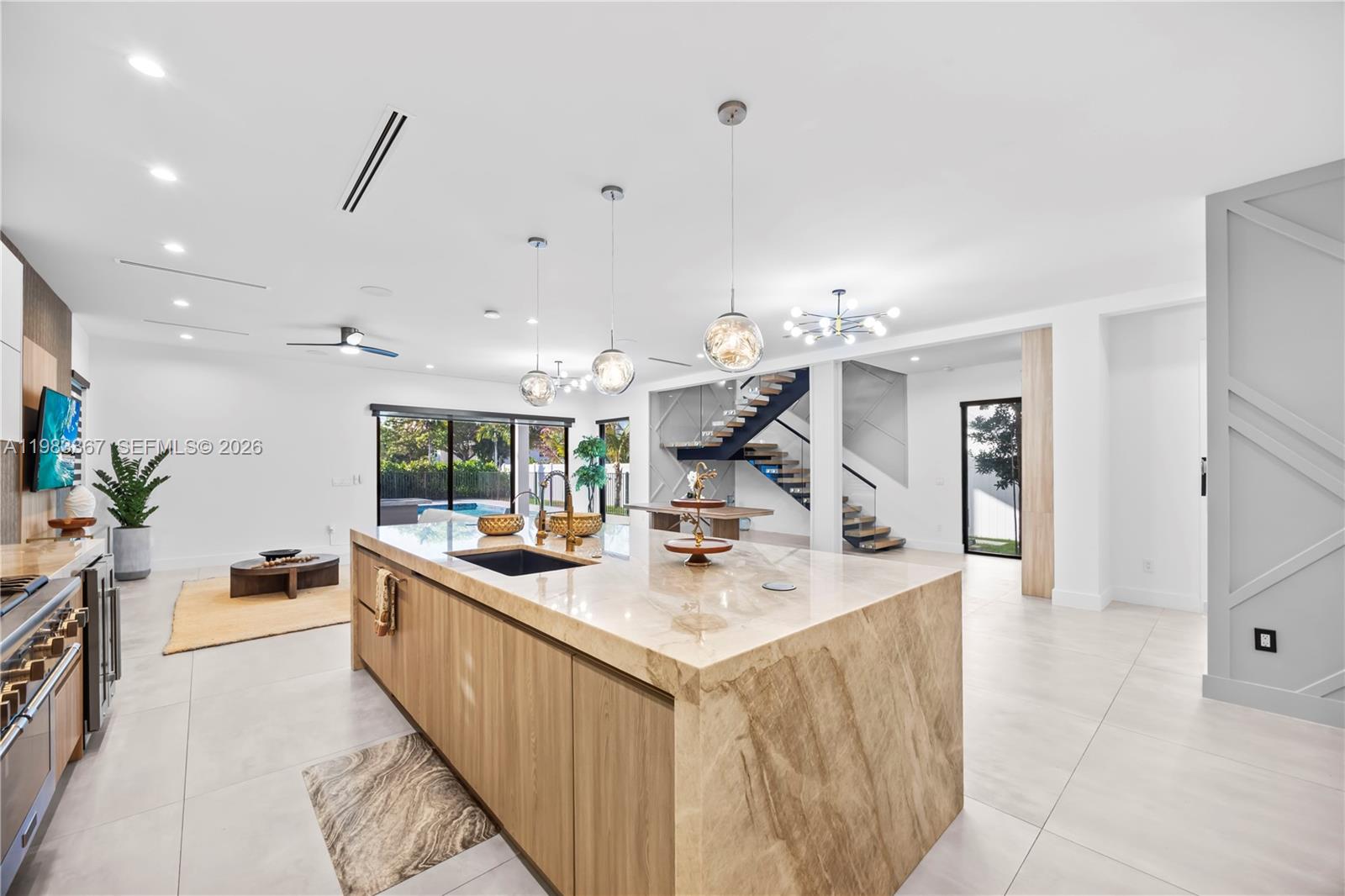 LAUDERDALE BEACH - Residential