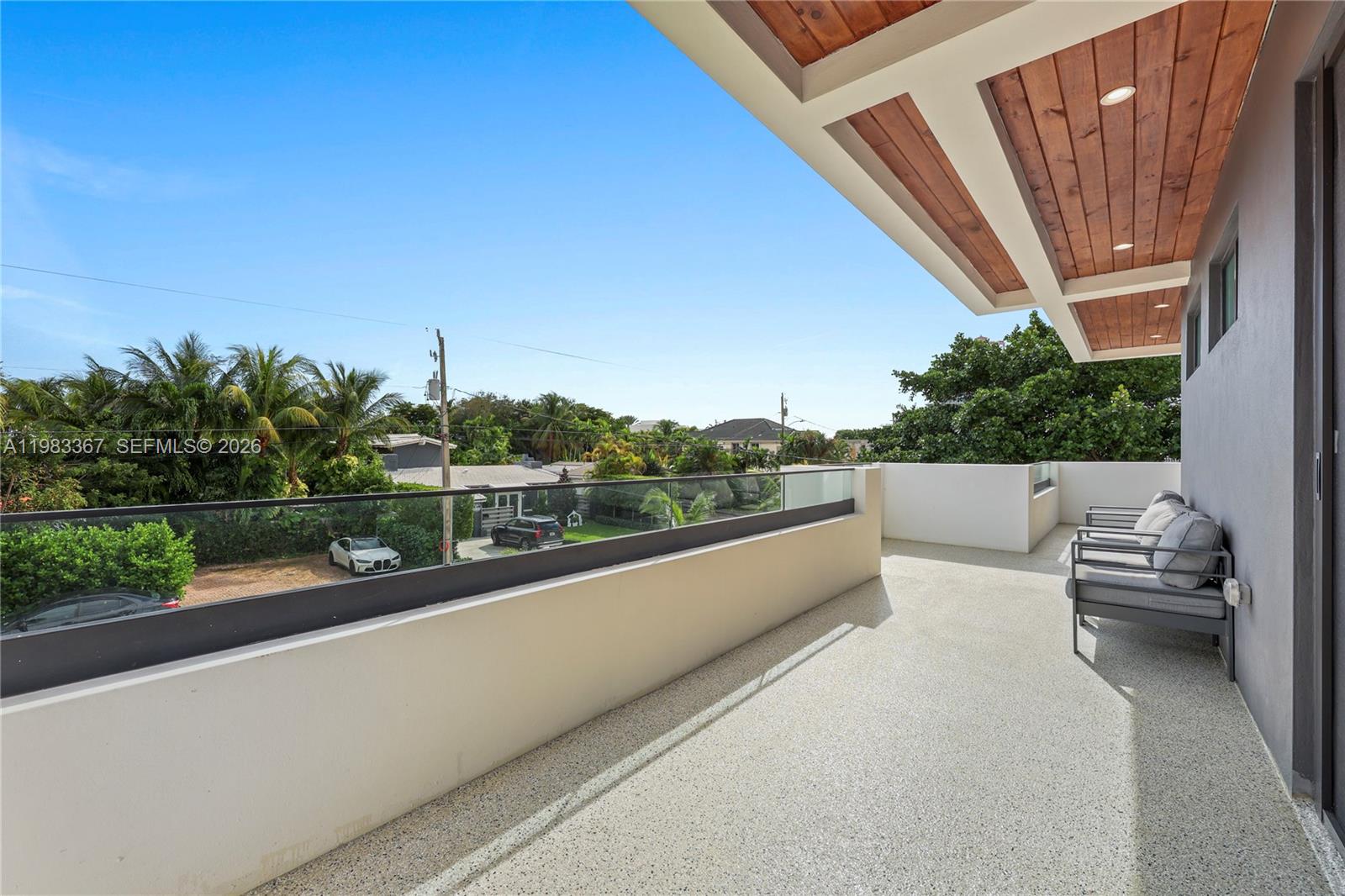 LAUDERDALE BEACH - Residential