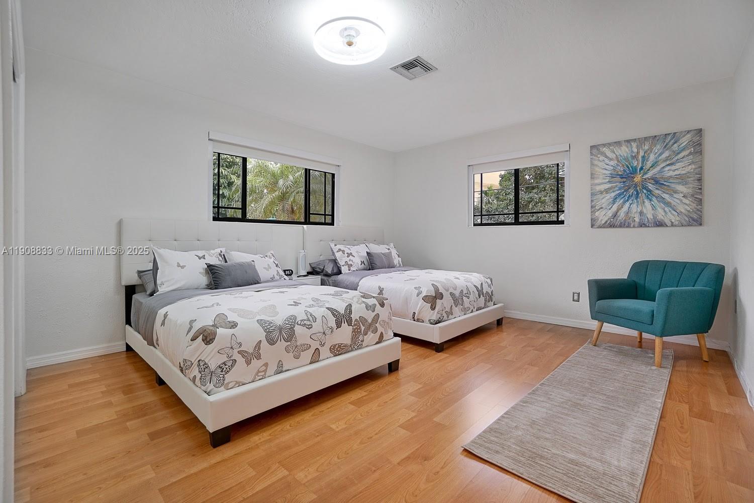 PICKWICK LAKE ESTATES SEC - Residential