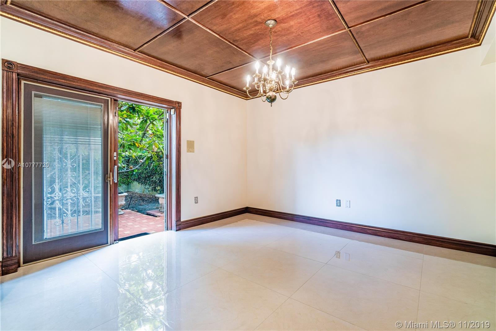 WINDEMERE WOODE - Residential