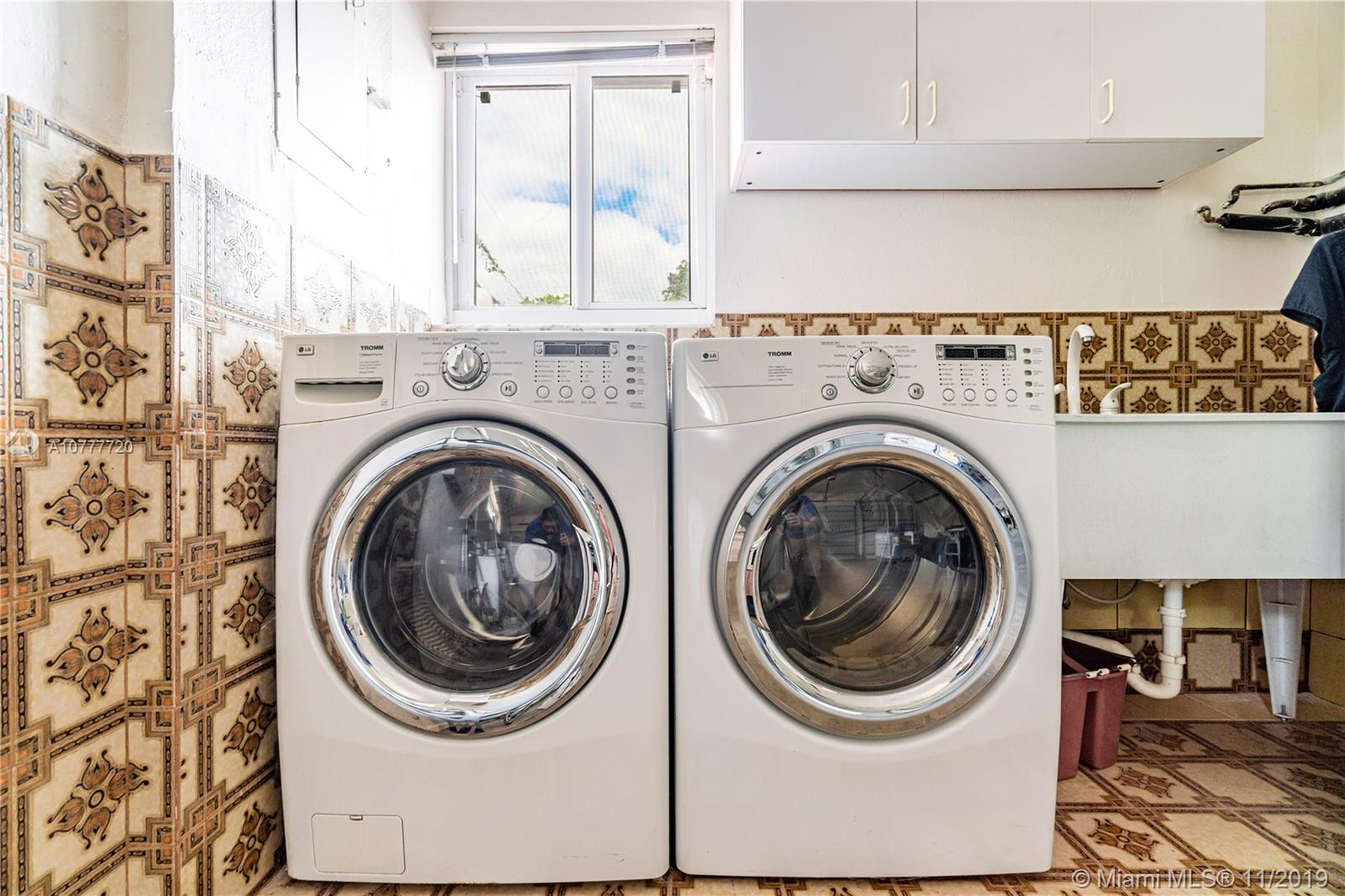 WINDEMERE WOODE - Residential