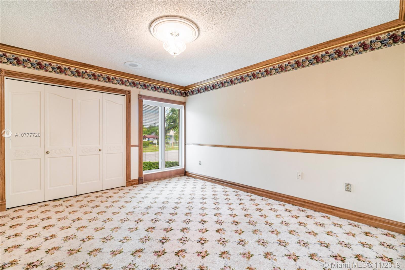 WINDEMERE WOODE - Residential