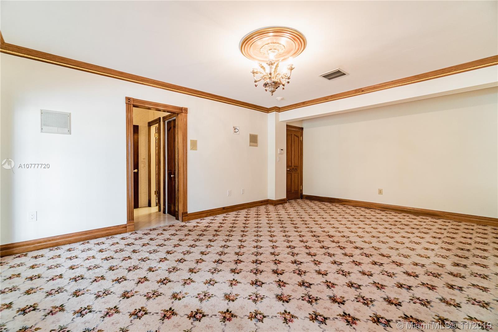 WINDEMERE WOODE - Residential