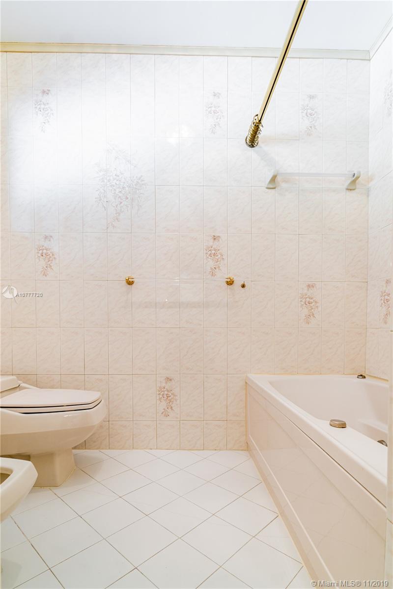 WINDEMERE WOODE - Residential