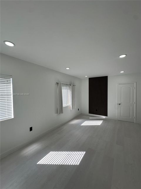 109 NW 6th Ave 5 Miami FL 33128