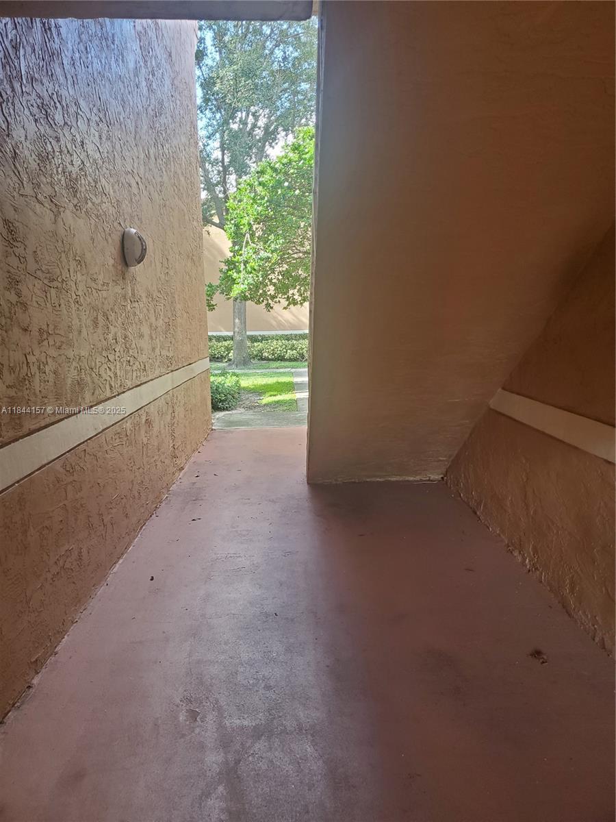 RIVIERA PALMS CONDO - Residential Lease