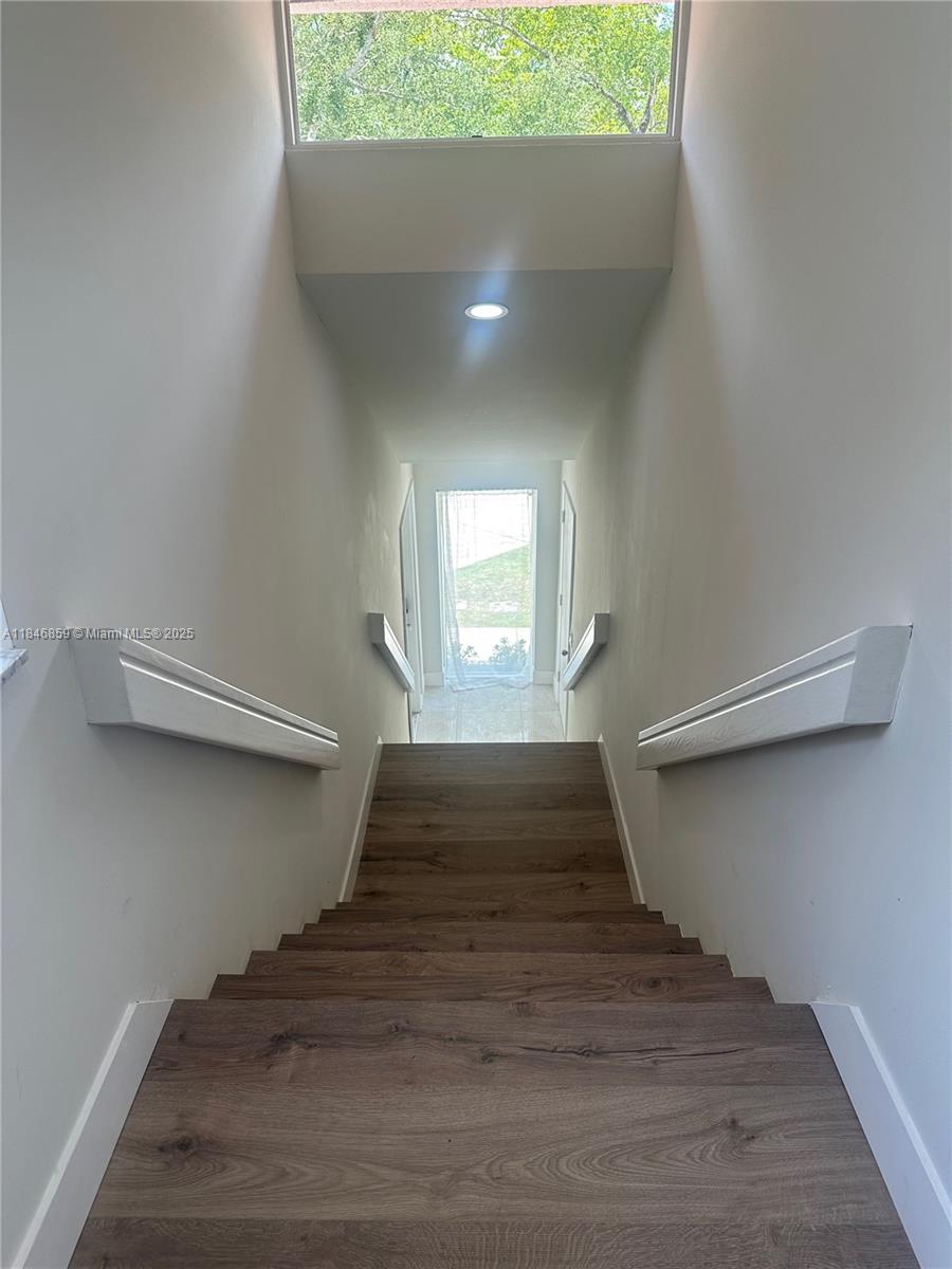 PARC COURT CONDO - Residential