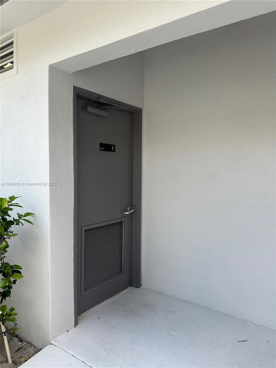 9257 NW 9th Pl 9257