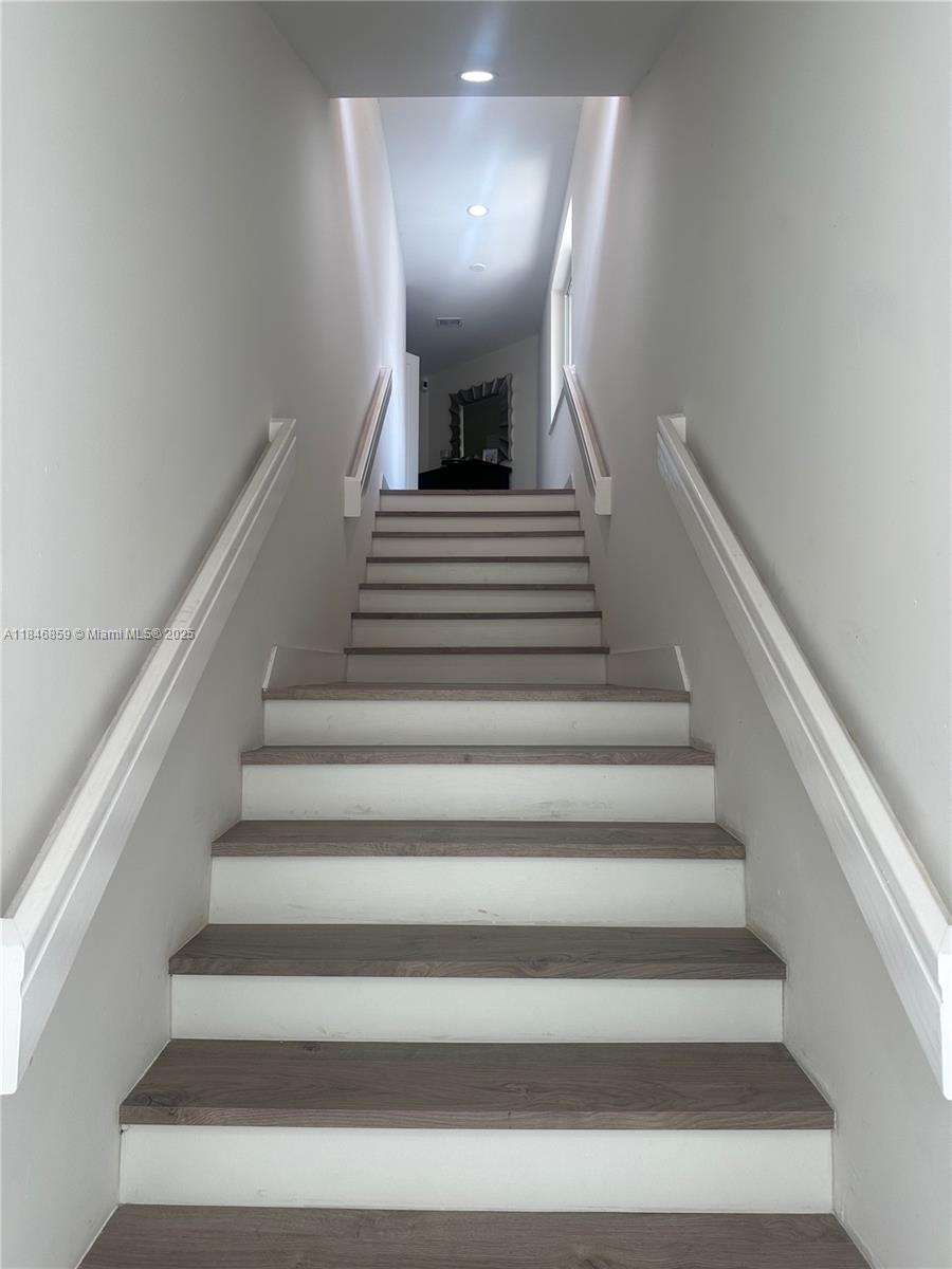 PARC COURT CONDO - Residential