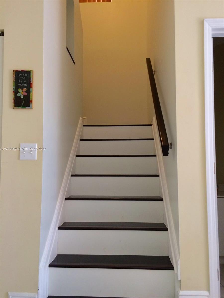 Les Jardins Condo - Residential Lease