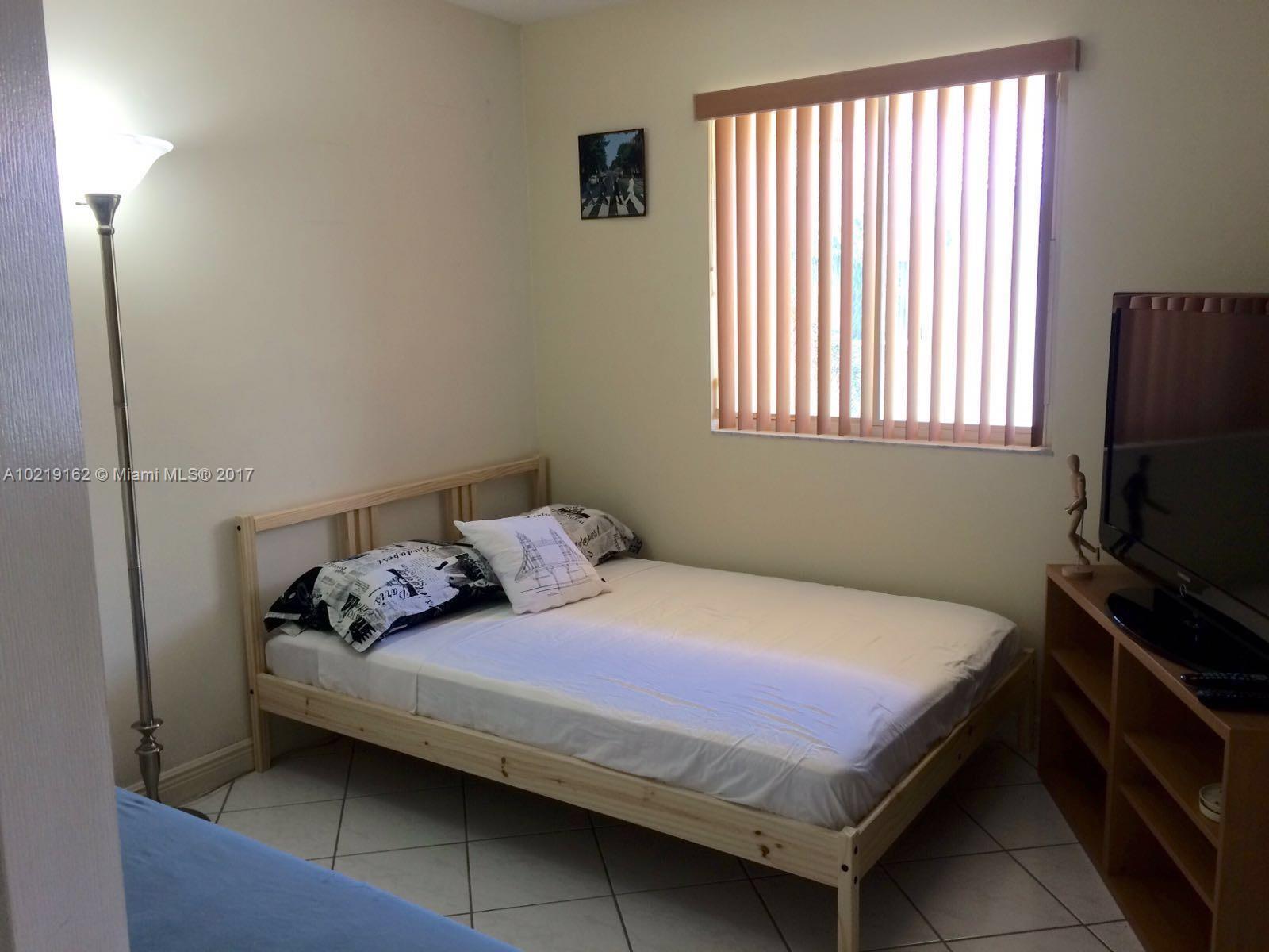 Les Jardins Condo - Residential Lease